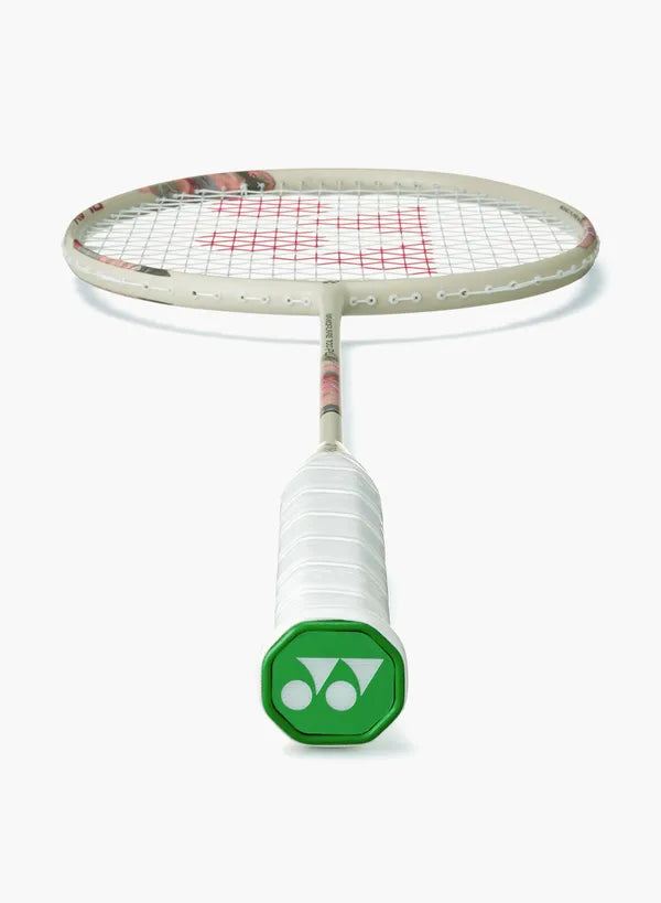 YONEX NANOFLARE 700 PLAY LIGHT BEIGE