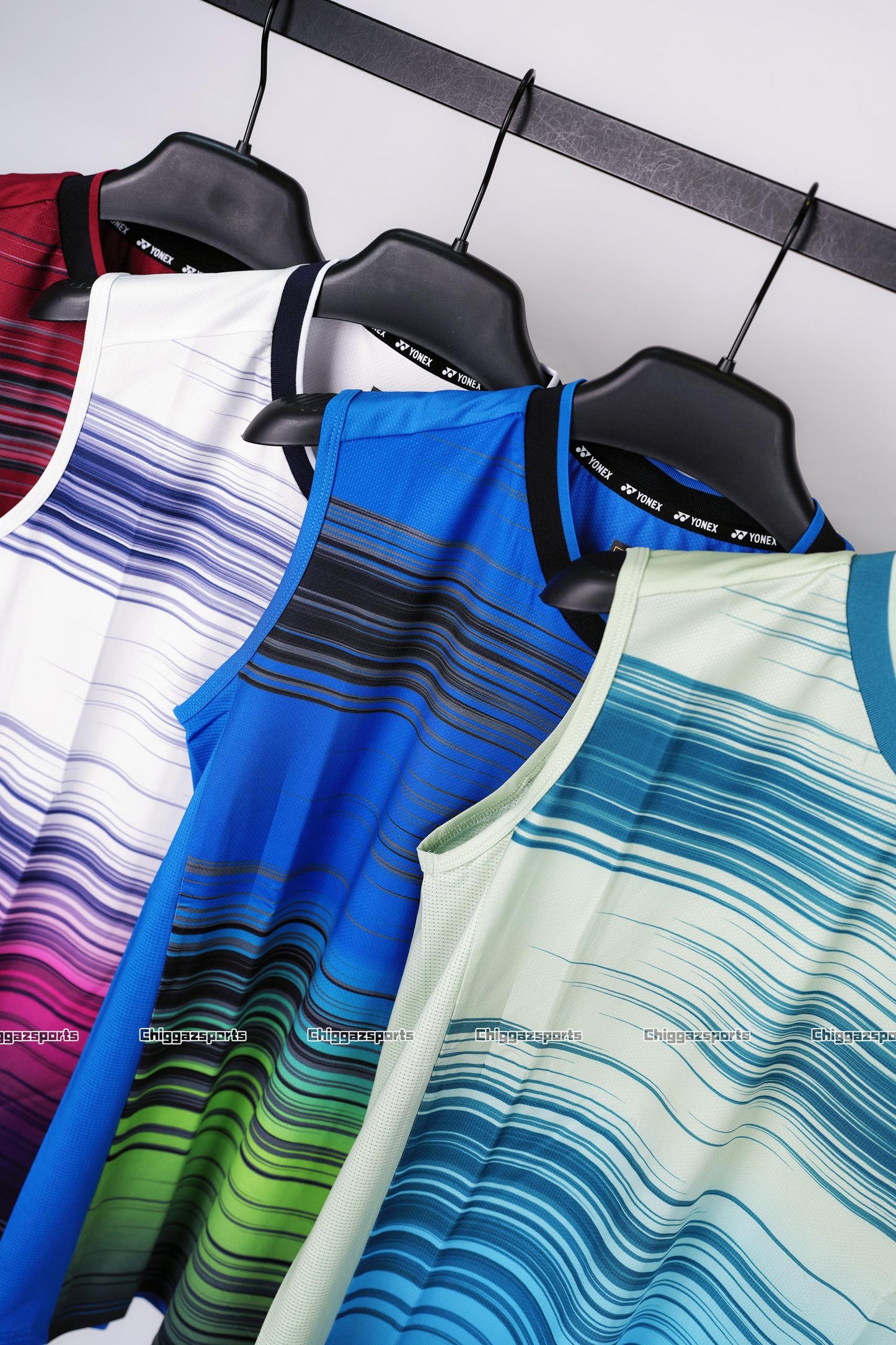 YONEX V NECK MEN SLEVELESS ACTIVE33 - 2549 (4 COLORS)