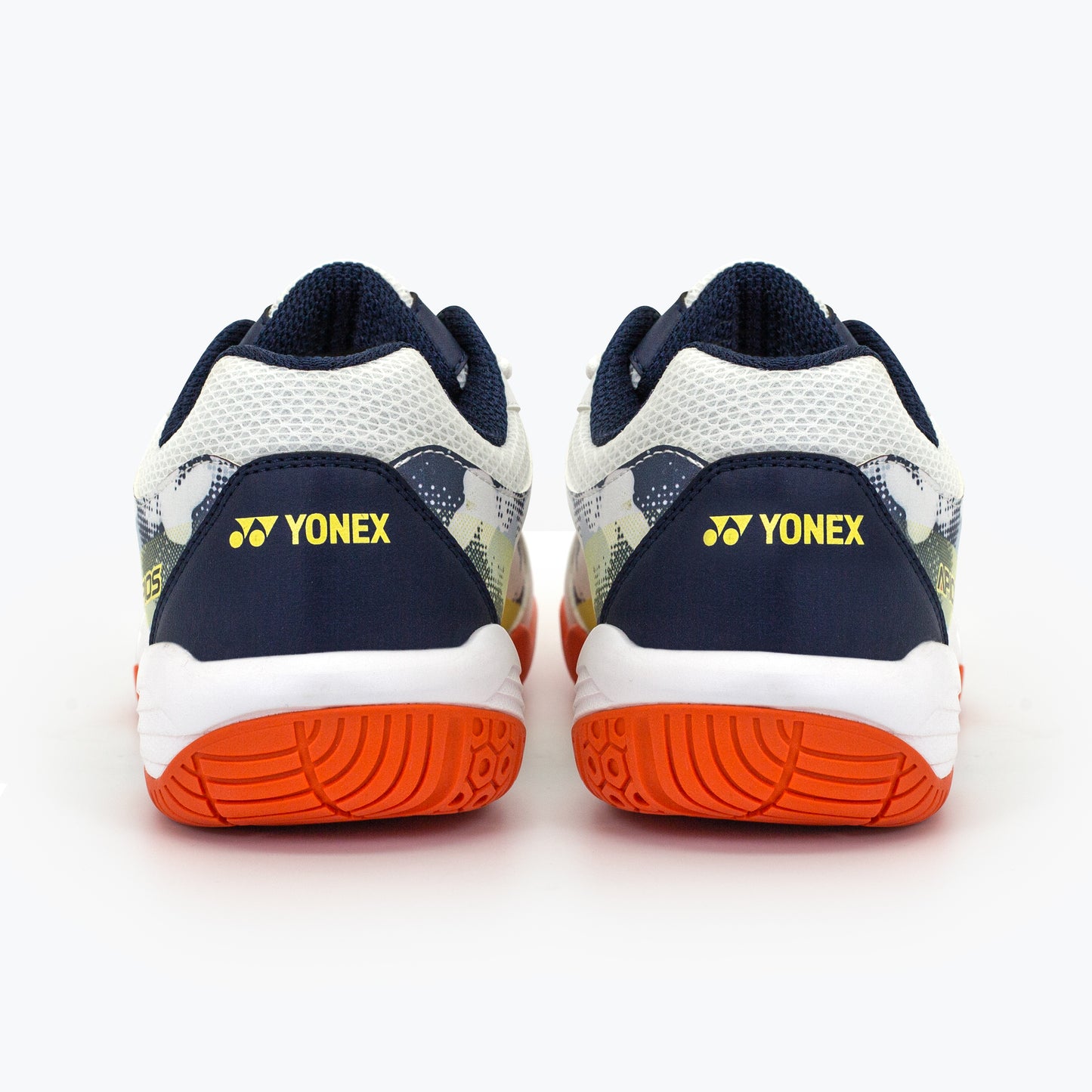 YONEX APIOS BADMINTON SHOES (WHITE/FLAME SCARLET)
