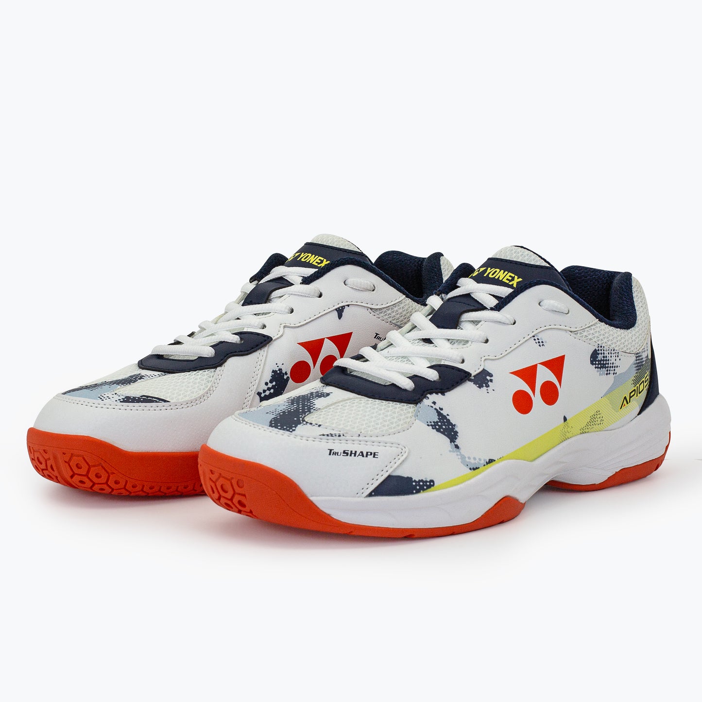 YONEX APIOS BADMINTON SHOES (WHITE/FLAME SCARLET)