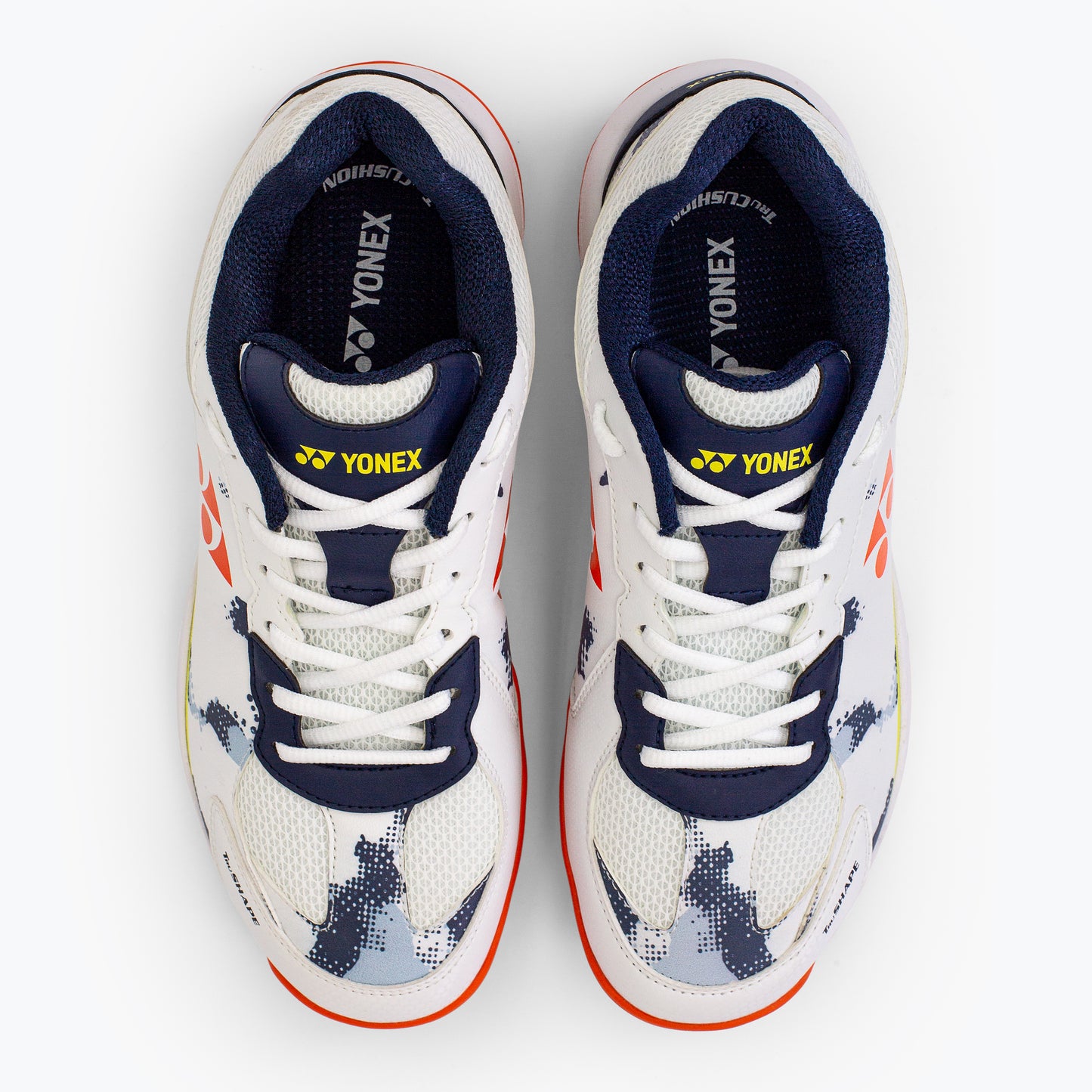 YONEX APIOS BADMINTON SHOES (WHITE/FLAME SCARLET)