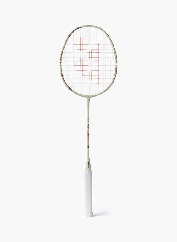 YONEX NANOFLARE 700 PLAY LIGHT BEIGE