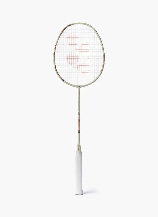 YONEX NANOFLARE 700 PLAY LIGHT BEIGE